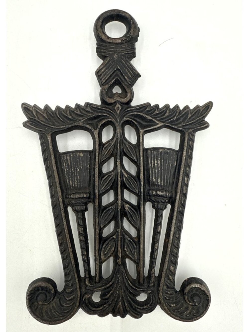 Vintage Grain & Tassel Cast Iron Trivet Broom Design Farmhouse Country